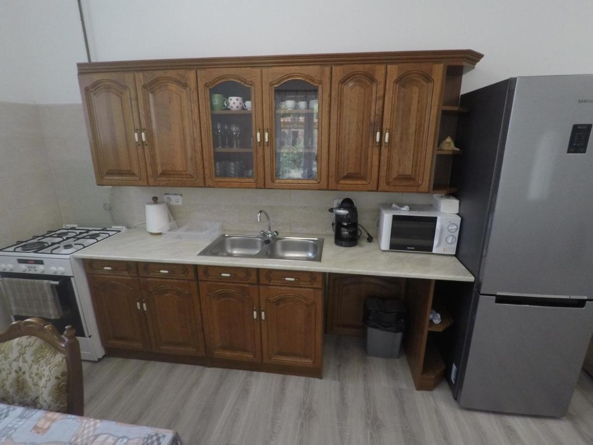 Apartamento Balcsi1 Balatonfůzfő Exterior foto