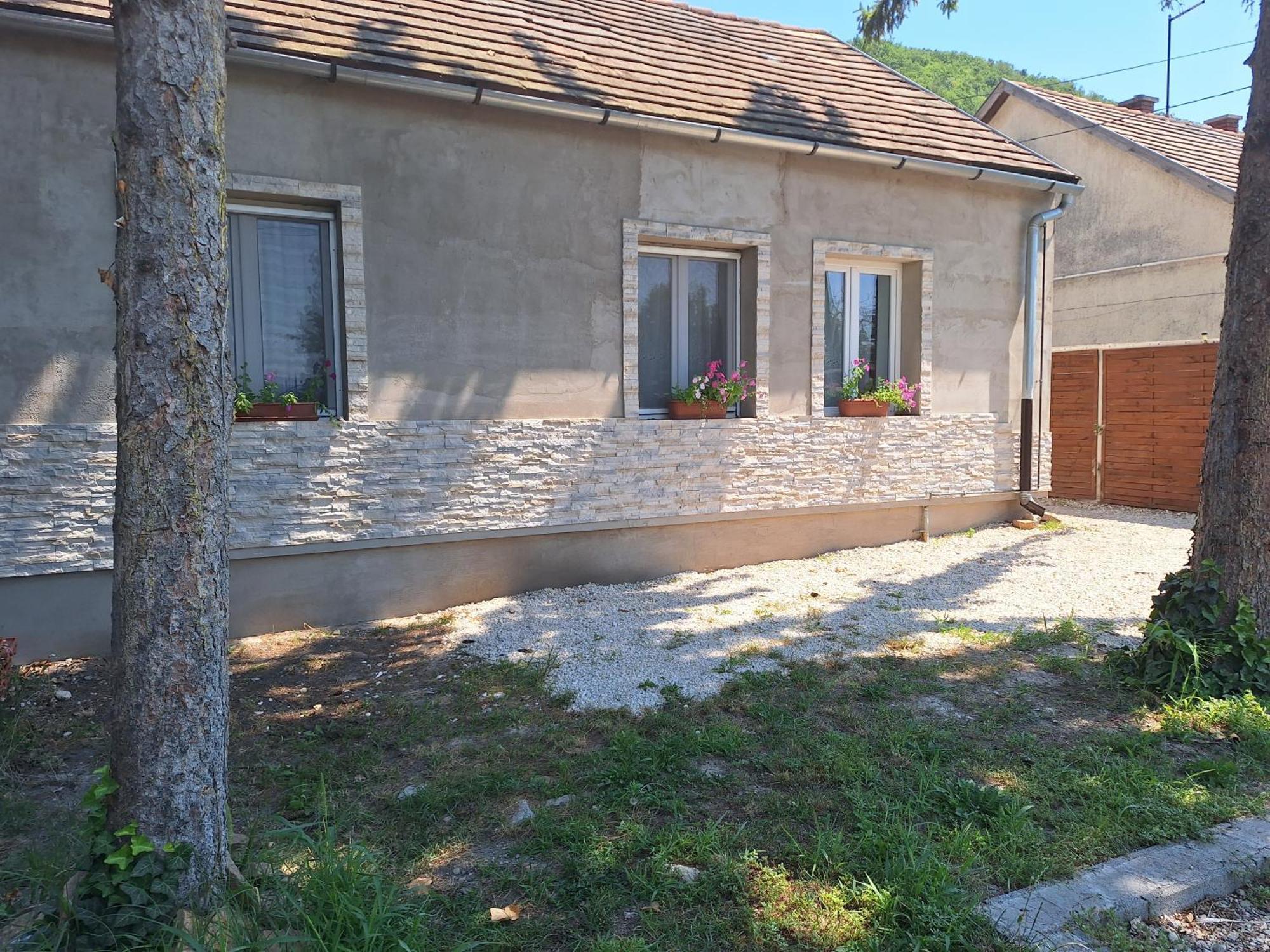 Apartamento Balcsi1 Balatonfůzfő Exterior foto
