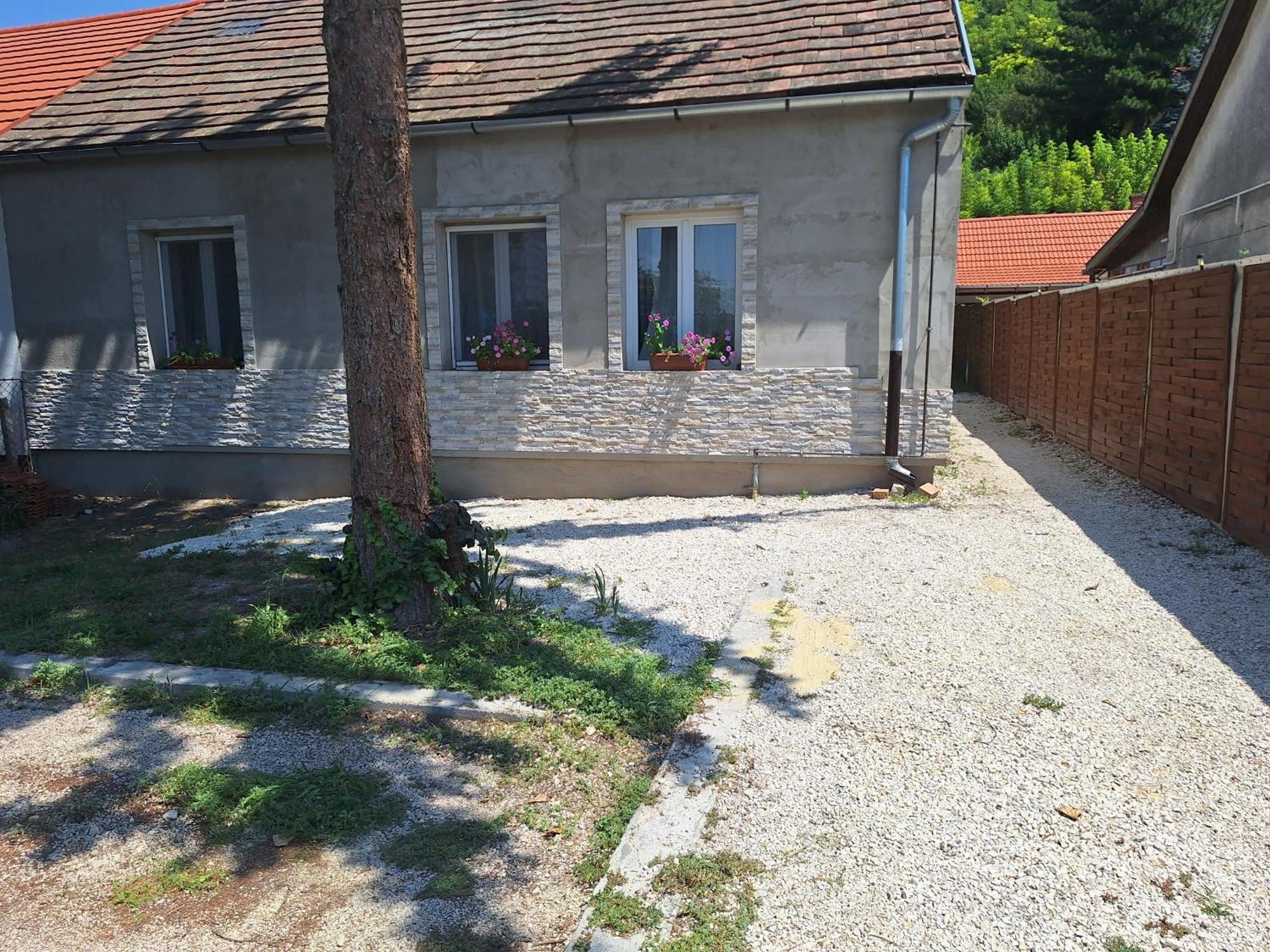 Apartamento Balcsi1 Balatonfůzfő Exterior foto